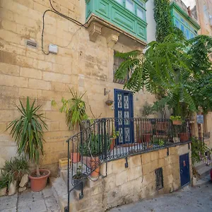 Apartment Pa - Unique Artsy Loft, Valletta