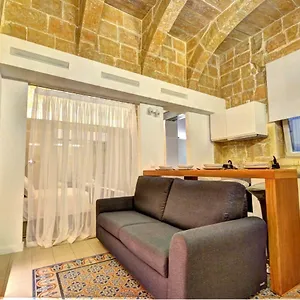 Apartment Coral, Valletta